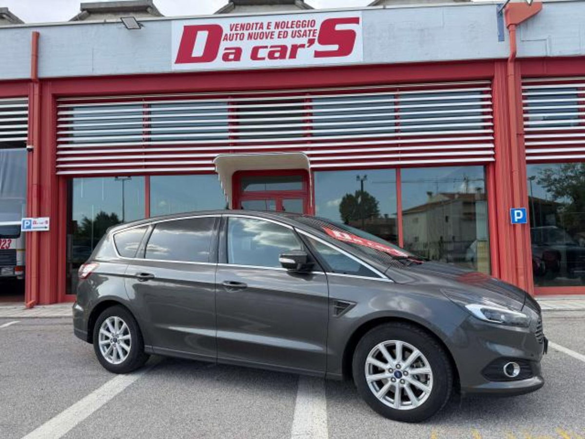 Ford S-Max 2.0 TDCi 150CV Start&Stop 7 posti Titanium Business (11)