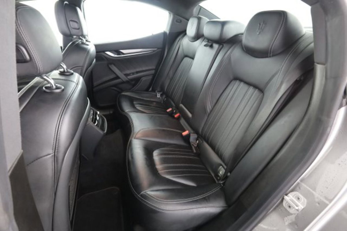 Maserati Ghibli Ghibli L4 330 CV MHEV Granlusso (3)