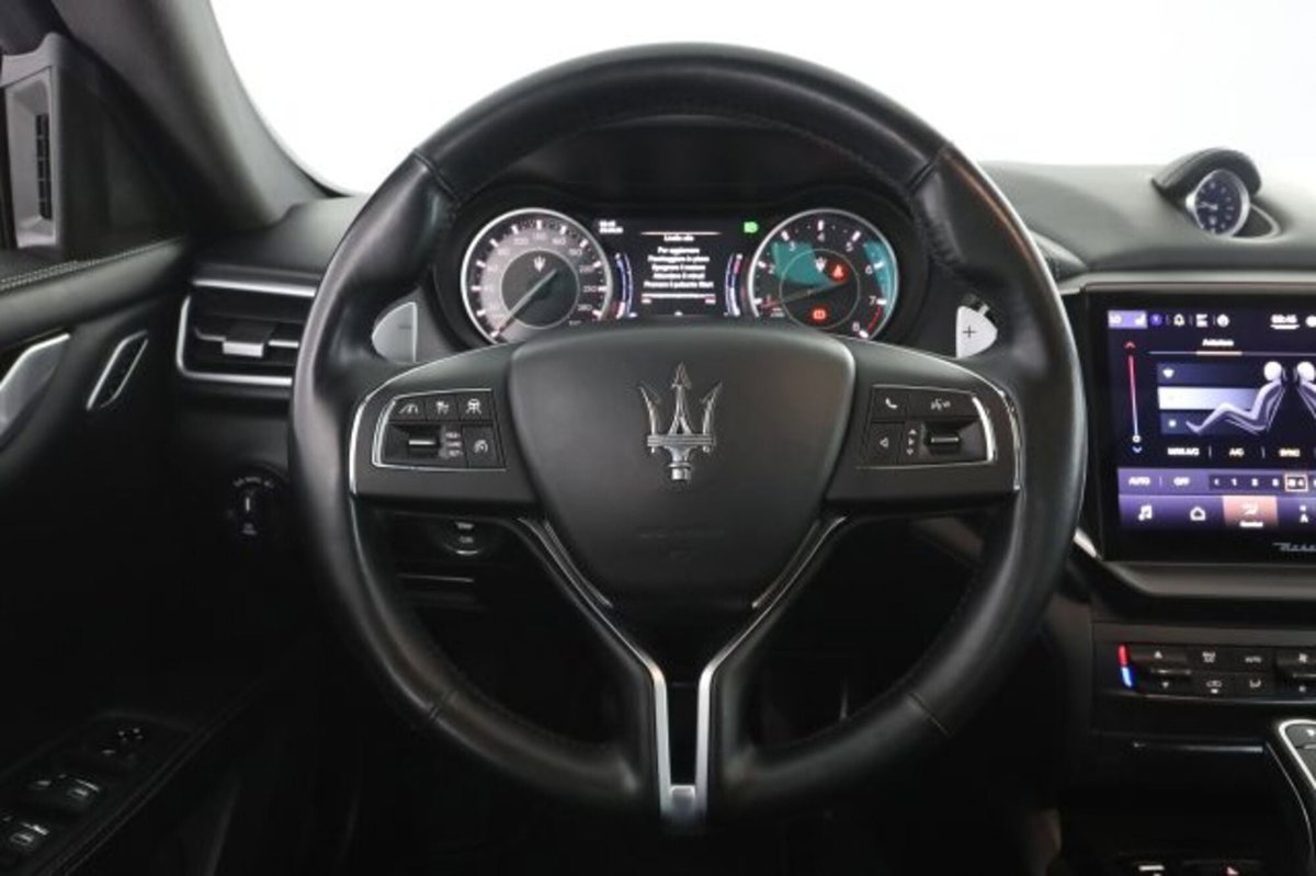 Maserati Ghibli Ghibli L4 330 CV MHEV Granlusso (5)