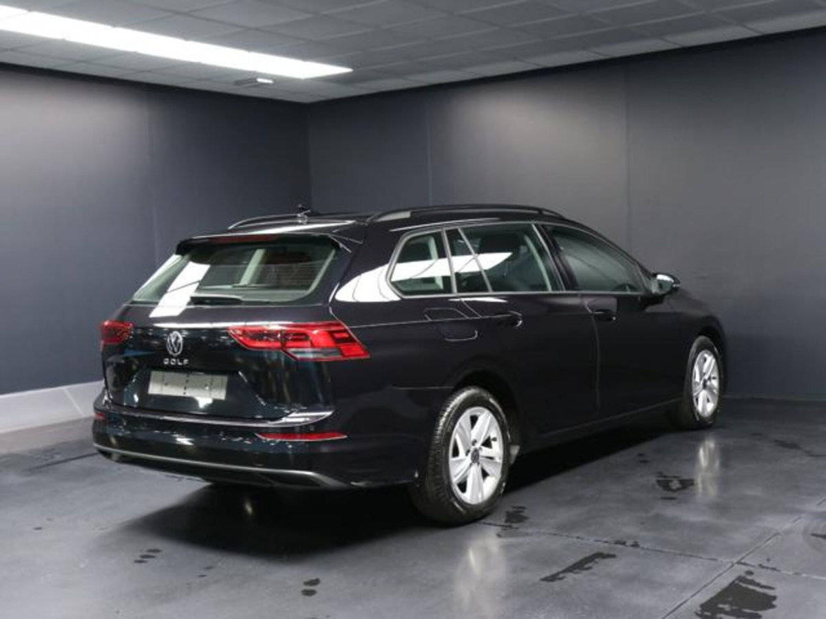 Volkswagen Golf Variant 1.0 TSI EVO Life (3)