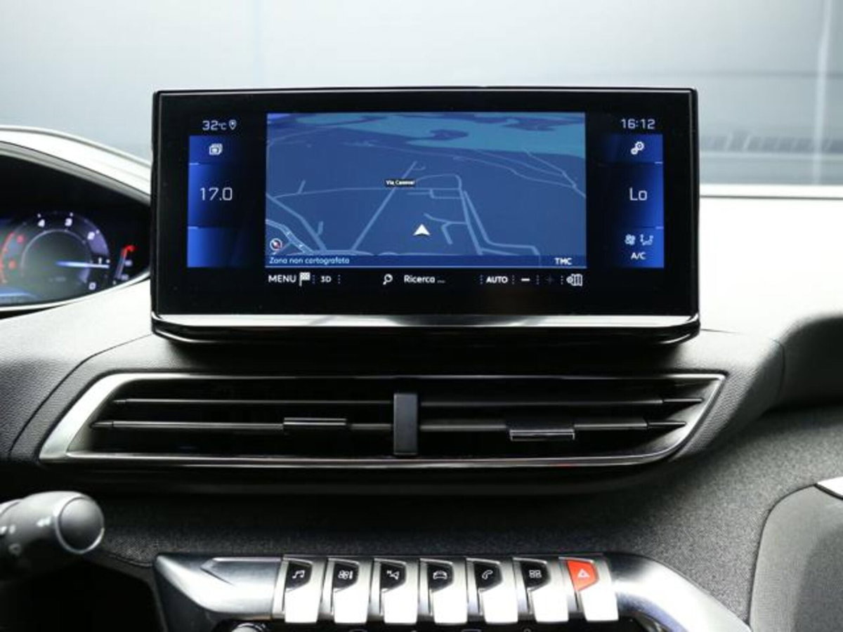 Peugeot 3008 BlueHDi 130 S&S EAT8 Allure Pack (14)