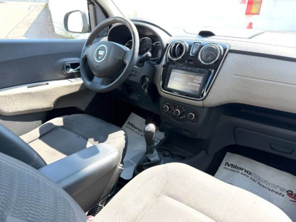 Dacia Lodgy 1.5 dCi 8V 90CV 5 posti Lauréate (12)