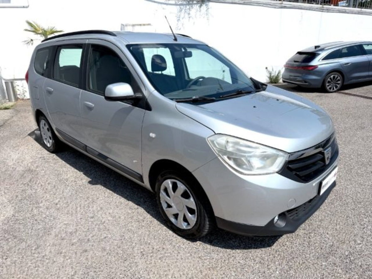 Dacia Lodgy 1.5 dCi 8V 90CV 5 posti Lauréate (2)