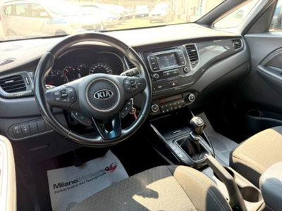 Kia Carens 1.6 GDI Cool (9)