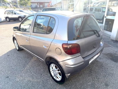 Toyota Yaris D-4D cat 5 porte Sol (4)