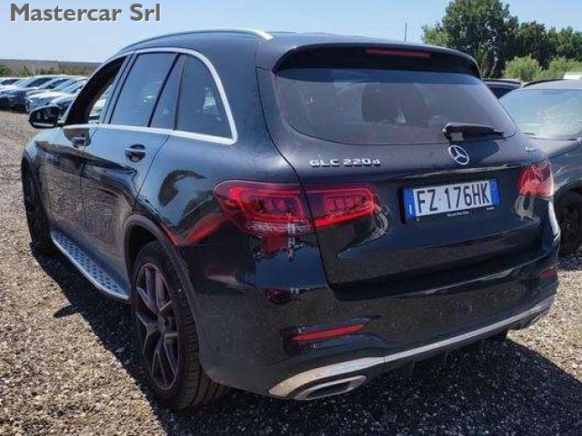 Mercedes-Benz GLC SUV 220 d 4Matic Premium (4)