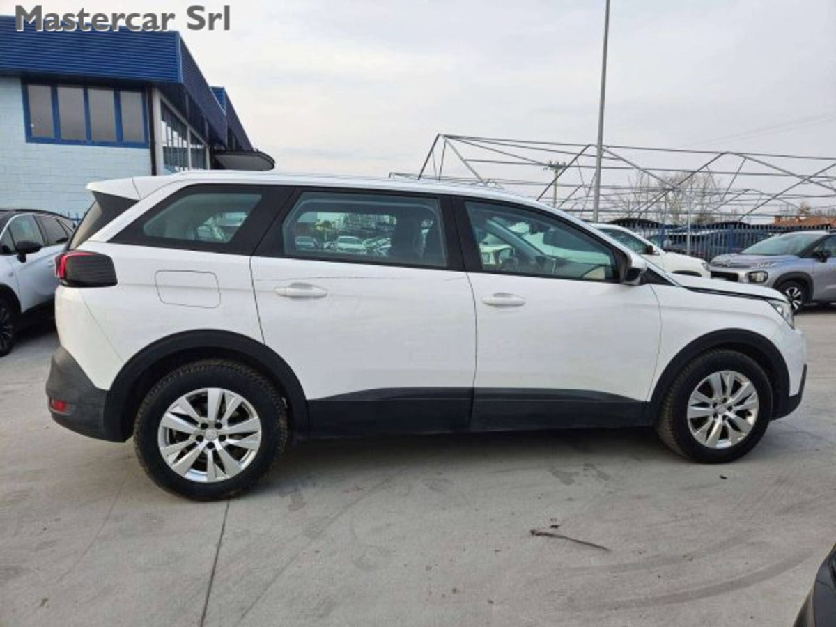 Peugeot 5008 BlueHDi 130 S&S Business (6)