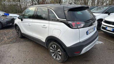 Opel Crossland 1.2 Elegance Pack s&s 130cv at6 (4)
