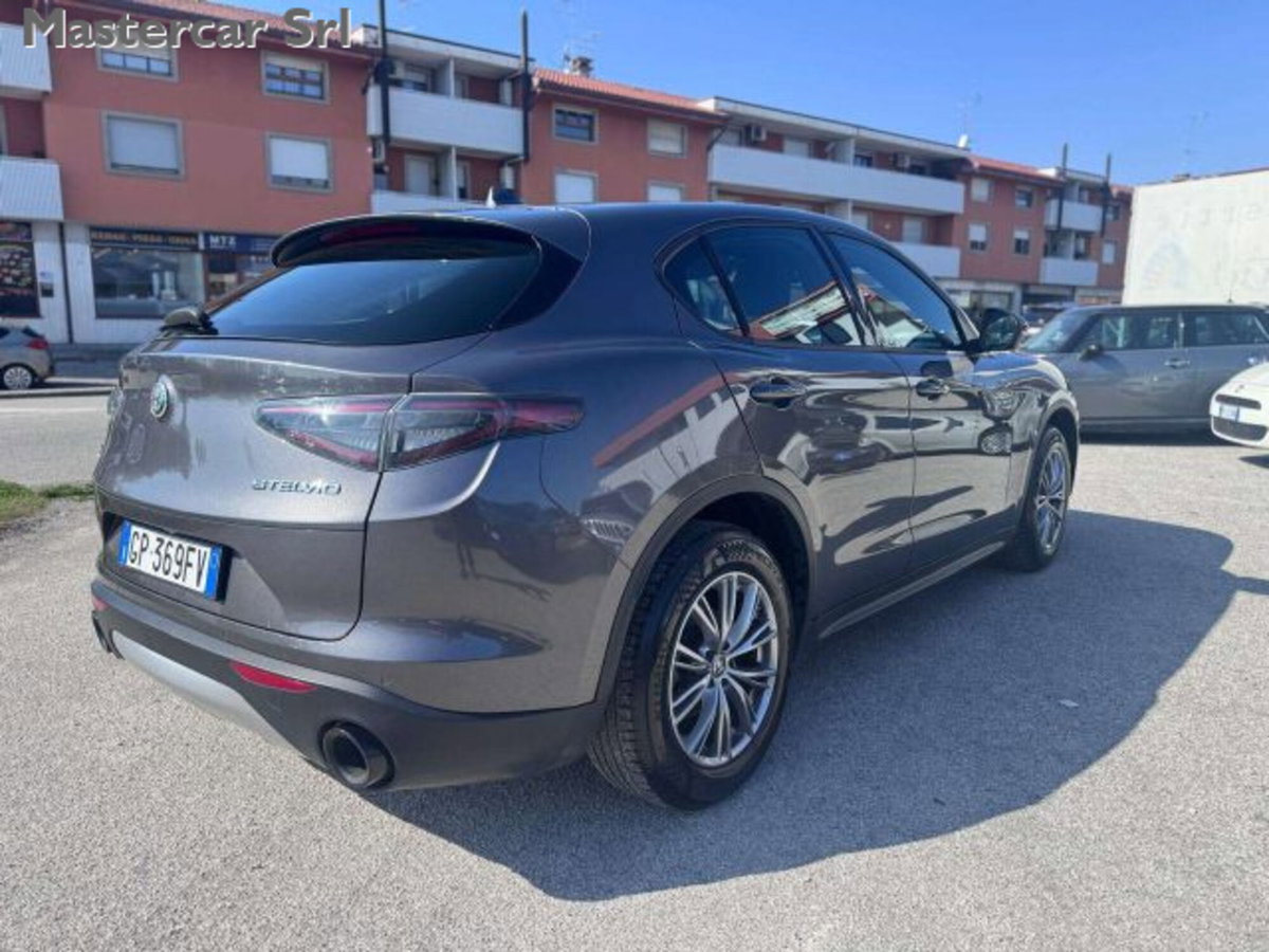 Alfa Romeo Stelvio 2.2 t Veloce Q4 210cv auto (11)