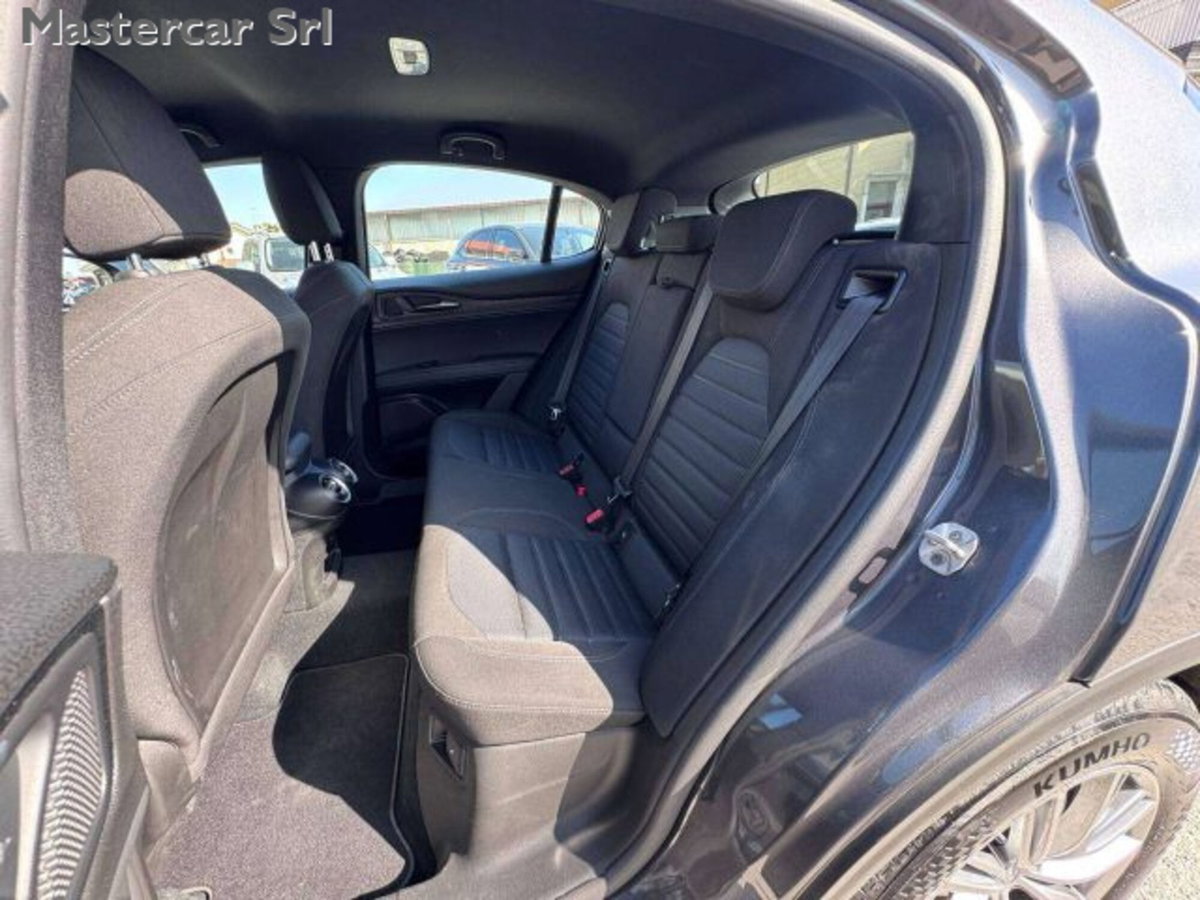 Alfa Romeo Stelvio 2.2 t Veloce Q4 210cv auto (13)