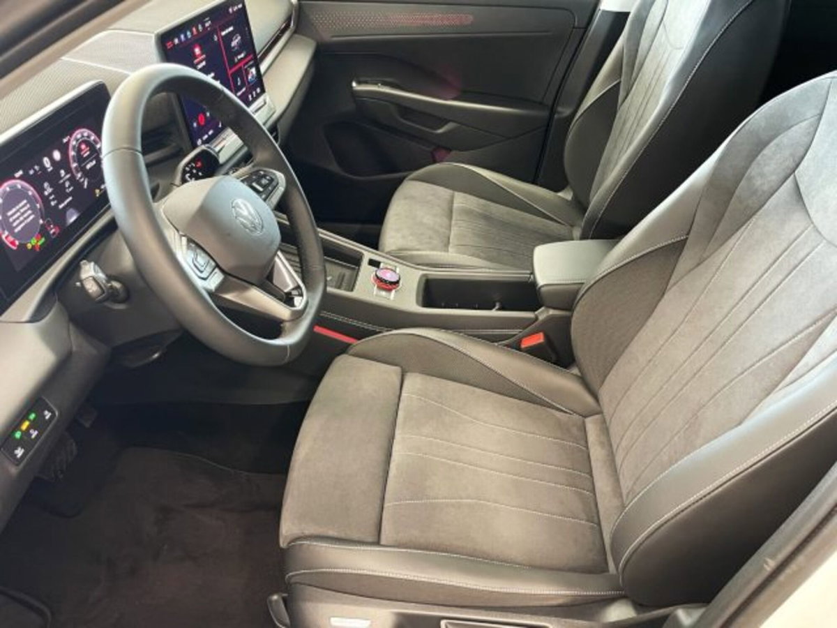 Volkswagen T-Roc 1.5 etsi Style 115cv dsg (11)