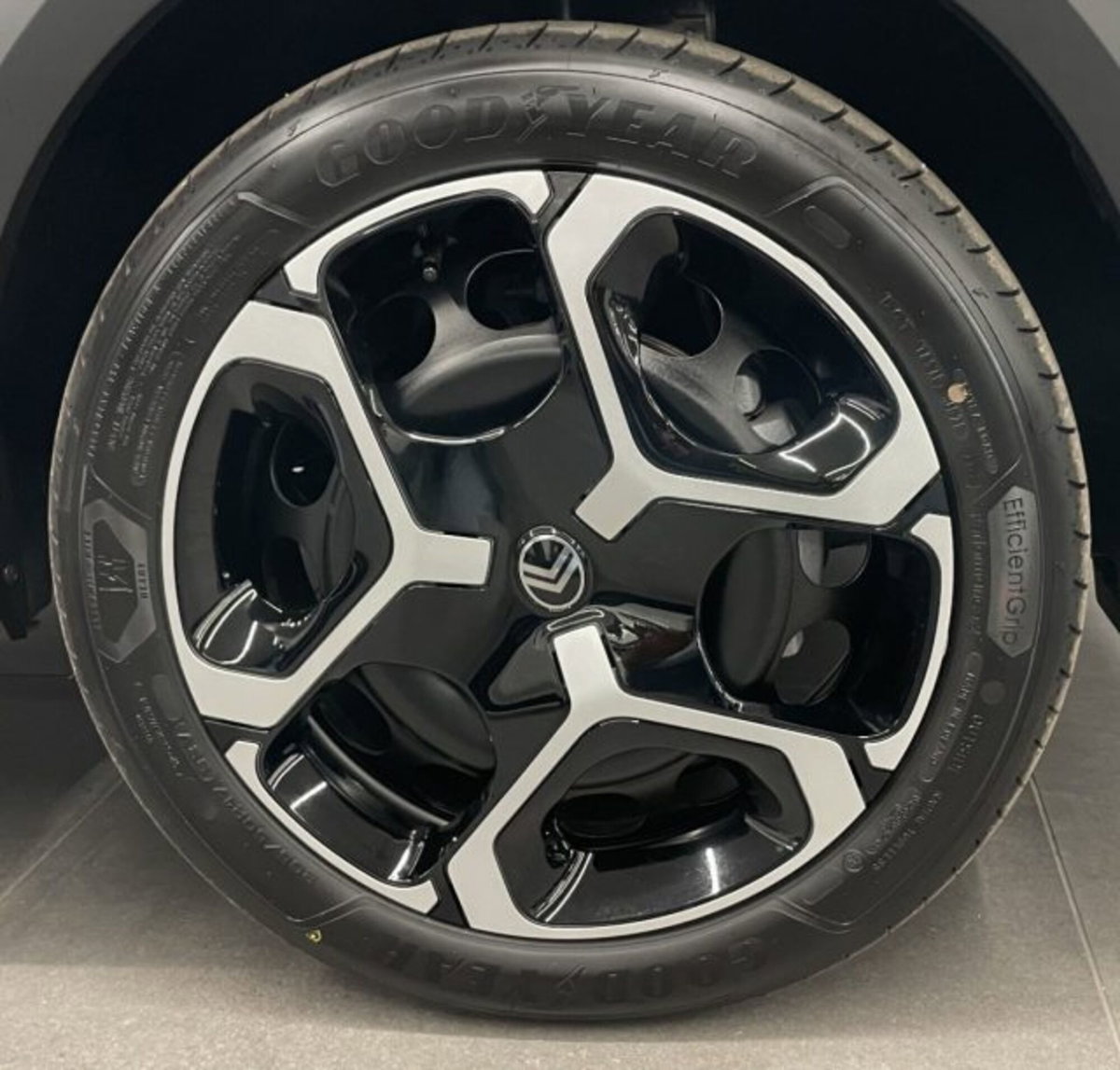 Citroen C3 Aircross 1.2 turbo Plus 100cv (17)