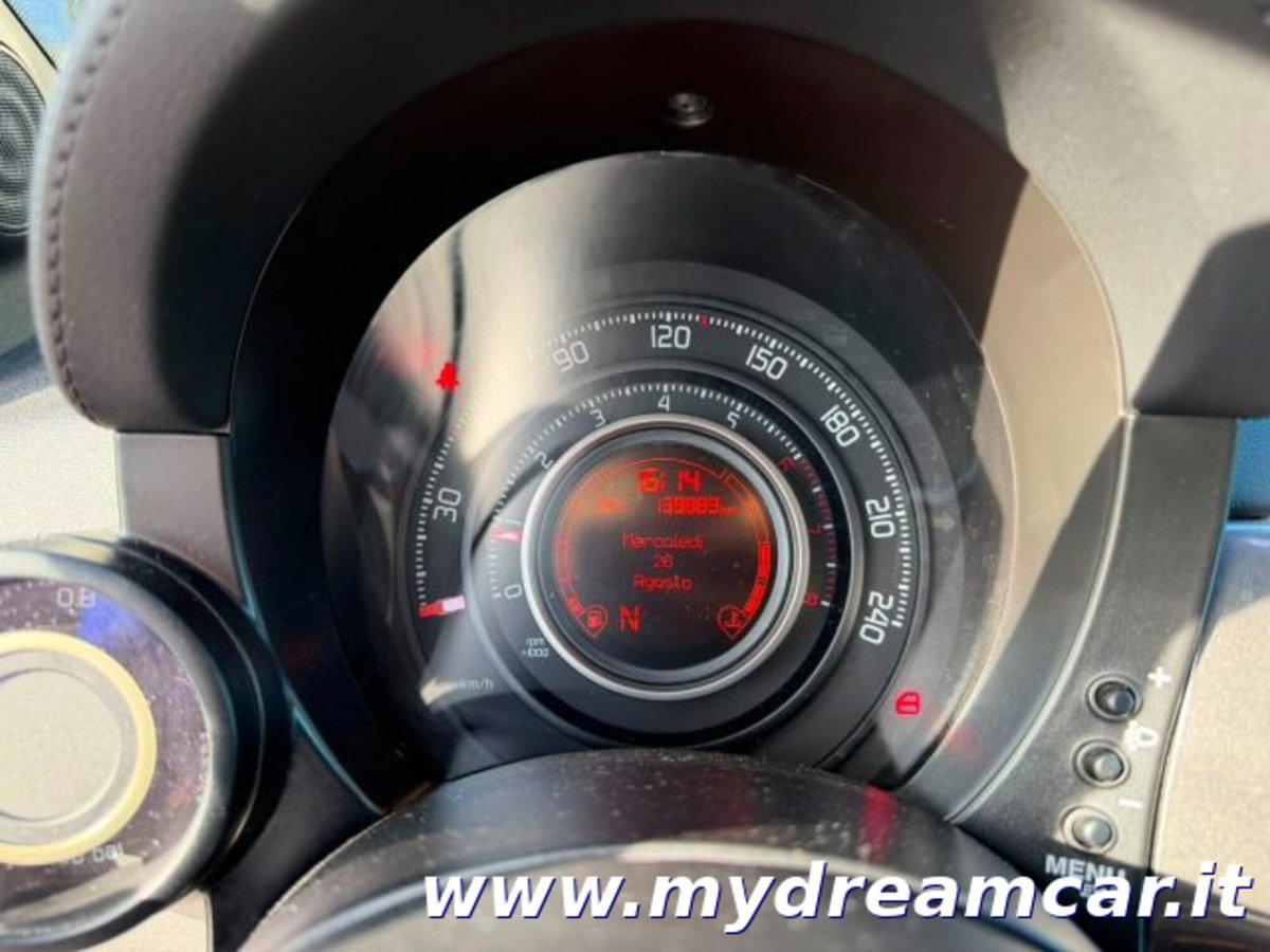 Abarth 500 Cabrio 1.4 Turbo T-Jet MTA (10)