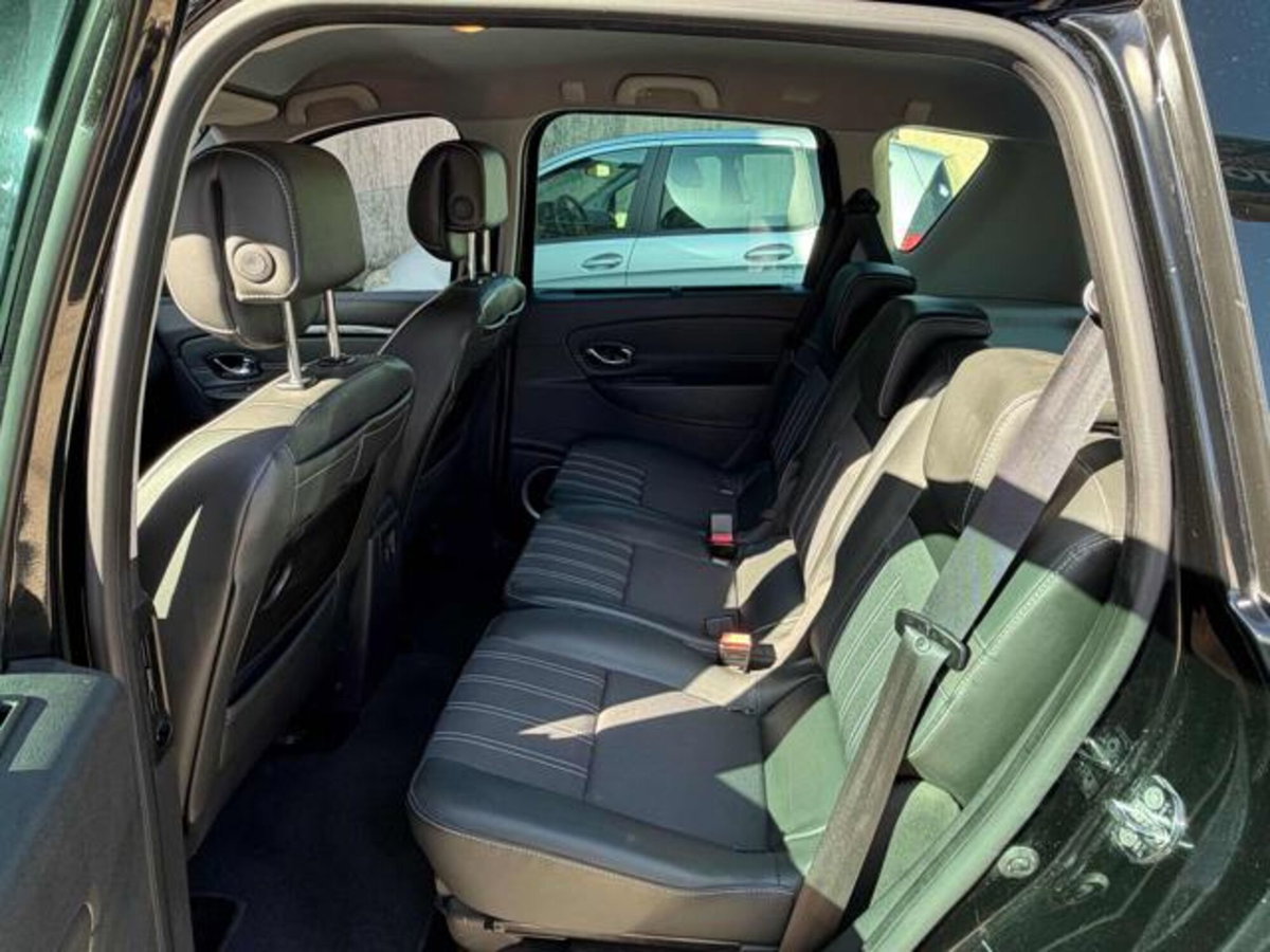 Renault Scenic E-Tech Electric 1.5 dCi 110CV Live (18)