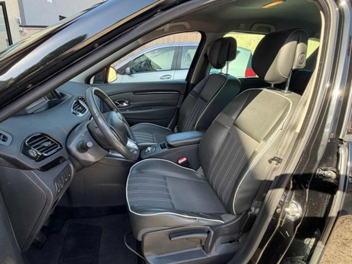 Renault Scenic E-Tech Electric 1.5 dCi 110CV Live (19)