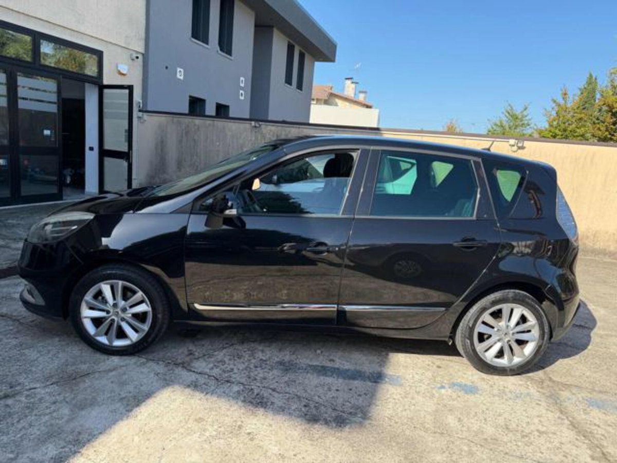 Renault Scenic E-Tech Electric 1.5 dCi 110CV Live (4)
