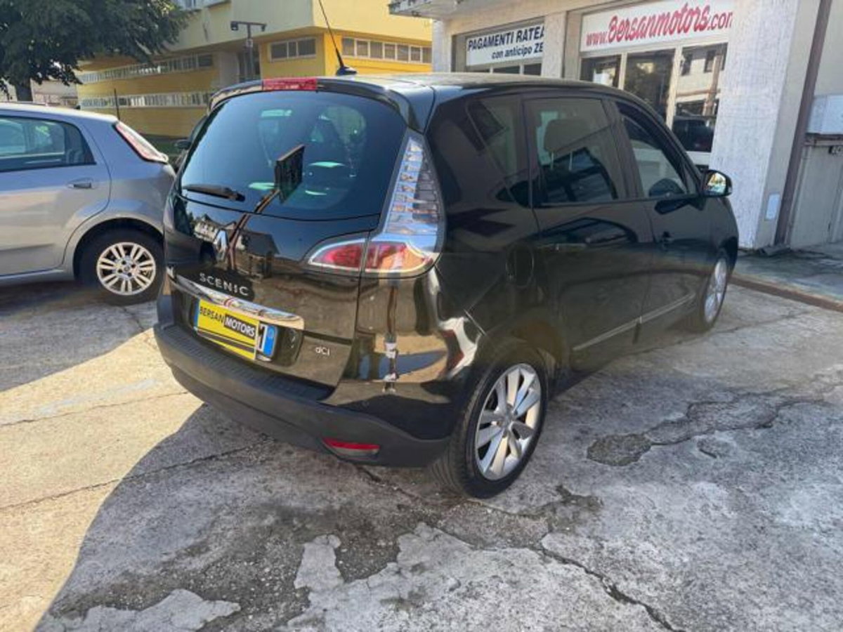 Renault Scenic E-Tech Electric 1.5 dCi 110CV Live (7)