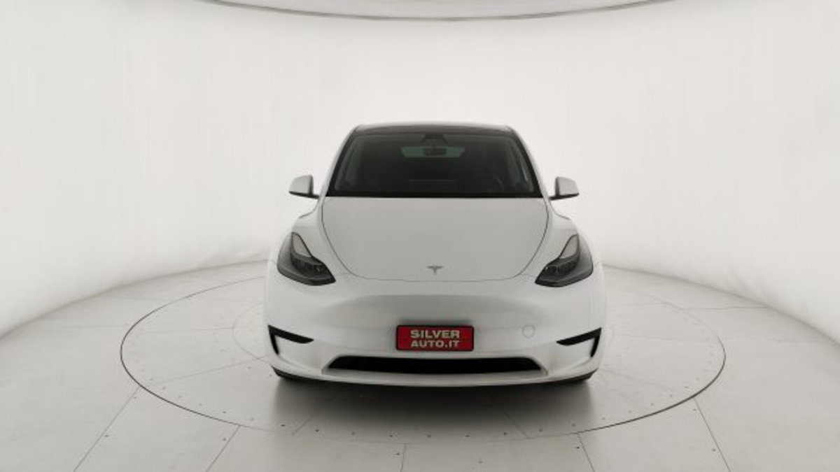 Tesla Model Y rwd (2)