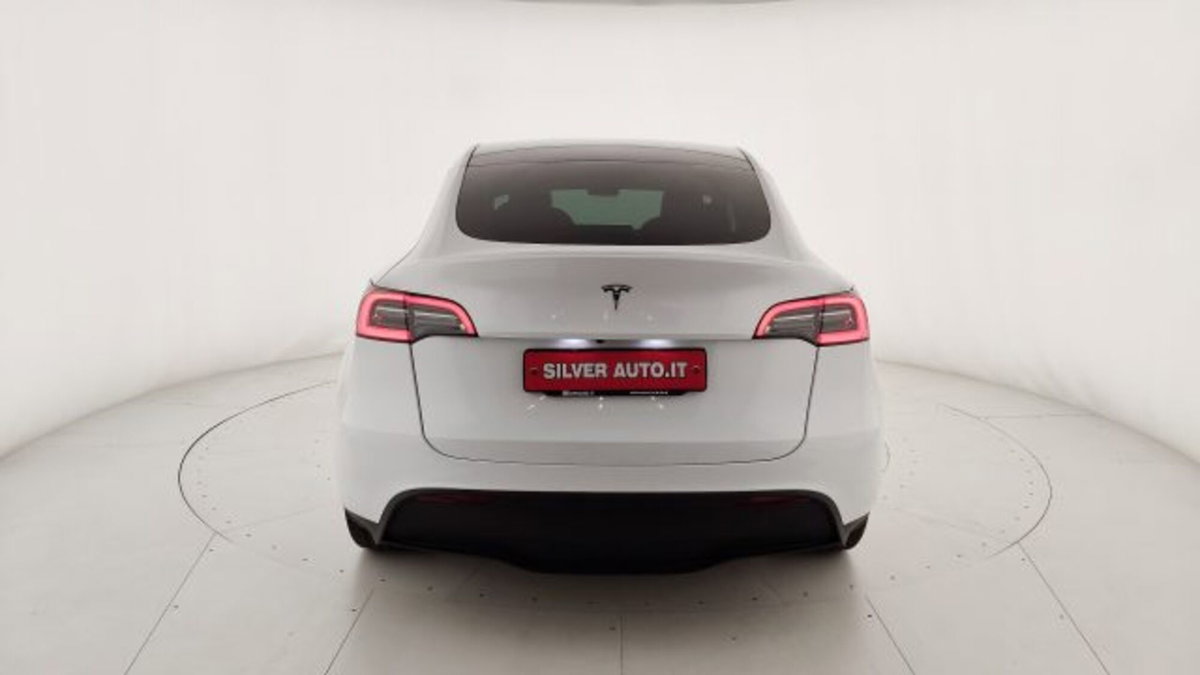 Tesla Model Y rwd (6)
