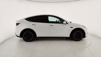Tesla Model Y rwd (8)