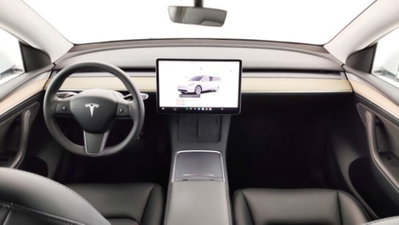 Tesla Model Y rwd (9)