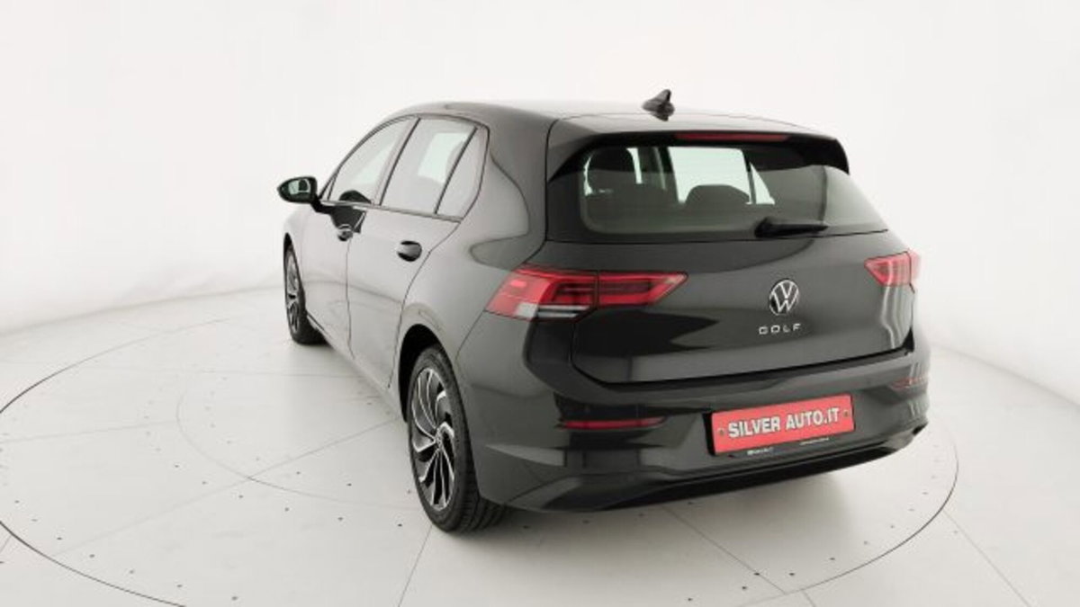 Volkswagen Golf 2.0 TDI 150 CV DSG SCR Life (17)