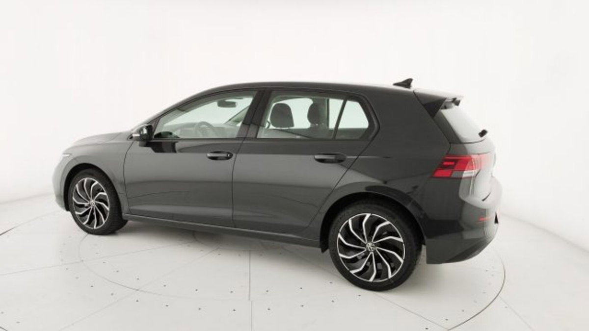 Volkswagen Golf 2.0 TDI 150 CV DSG SCR Life (18)