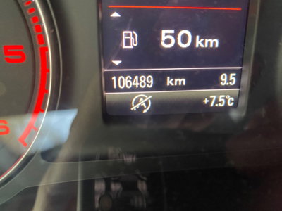 Audi Q3 2.0 TDI 120 CV Sport (15)