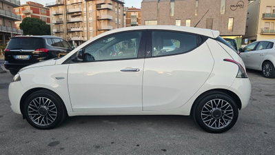 Lancia Ypsilon 1.3 MJT 16V 95 CV 5 porte S&S Gold (3)
