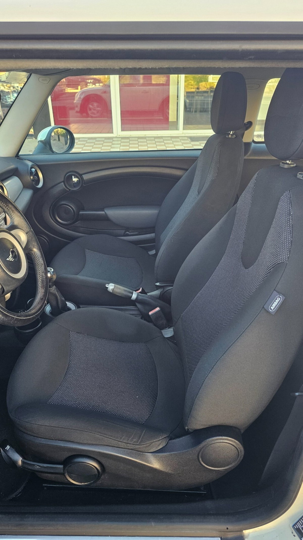 MINI Mini 1.6 16V Cooper D Chili (10)