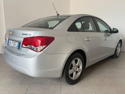 Chevrolet Cruze 1.6 4 porte LS (4)