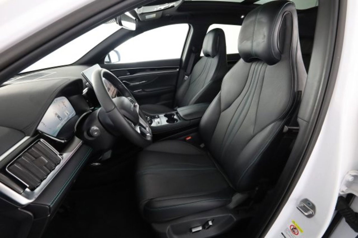Byd Seal U DM-i 1.5 phev Comfort 2wd (2)