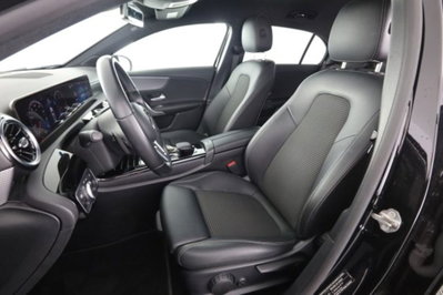 Mercedes-Benz Classe A 180 d Automatic Sport (2)
