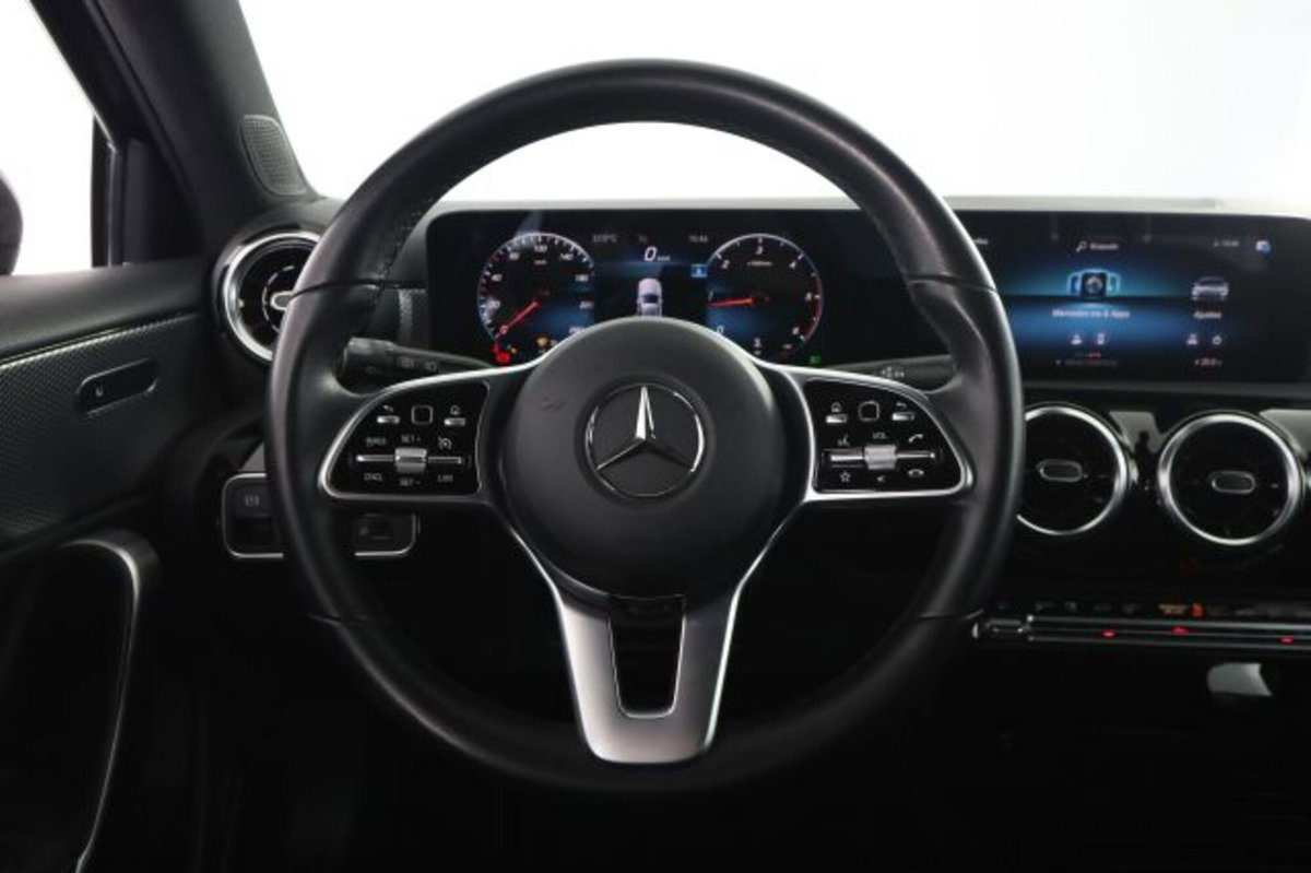 Mercedes-Benz Classe A 180 d Automatic Sport (5)