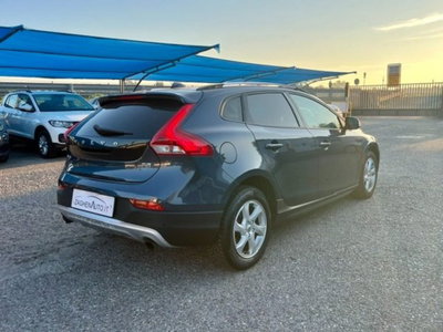 Volvo V40 Cross Country T3 Geartronic (4)