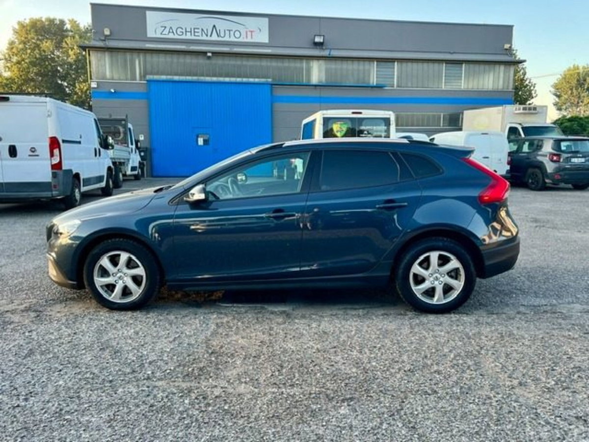Volvo V40 Cross Country T3 Geartronic (5)