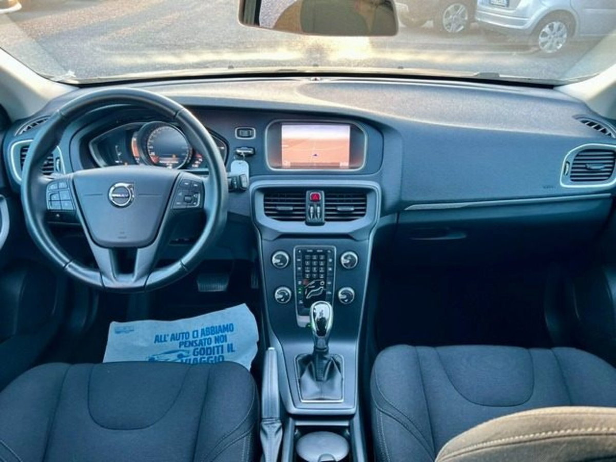 Volvo V40 Cross Country T3 Geartronic (7)