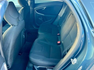 Volvo V40 Cross Country T3 Geartronic (9)