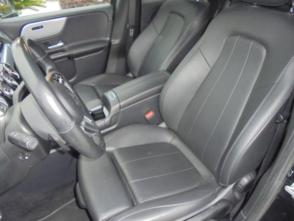 Mercedes-Benz GLB 200 d Automatic 4Matic Sport (10)