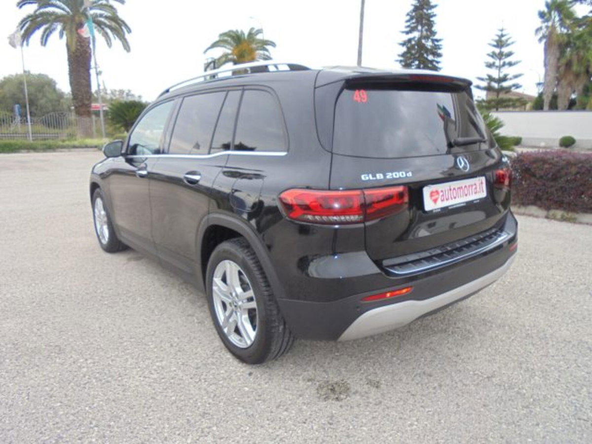 Mercedes-Benz GLB 200 d Automatic 4Matic Sport (4)