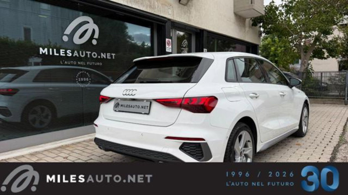 Audi A3 Sportback 30 g-tron S tronic S line edition (3)