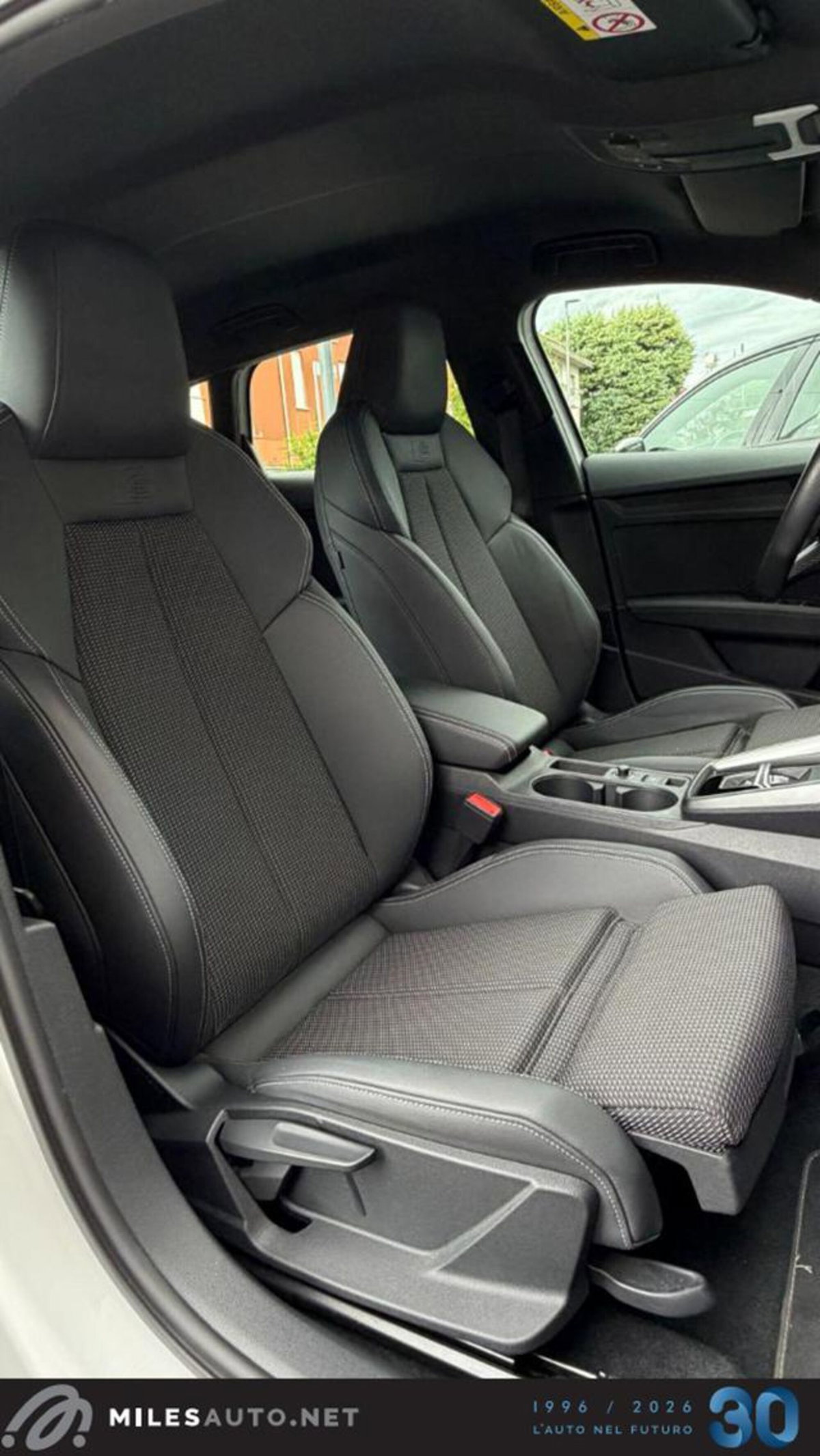 Audi A3 Sportback 30 g-tron S tronic S line edition (5)