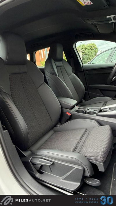 Audi A3 Sportback 30 g-tron S tronic S line edition (5)