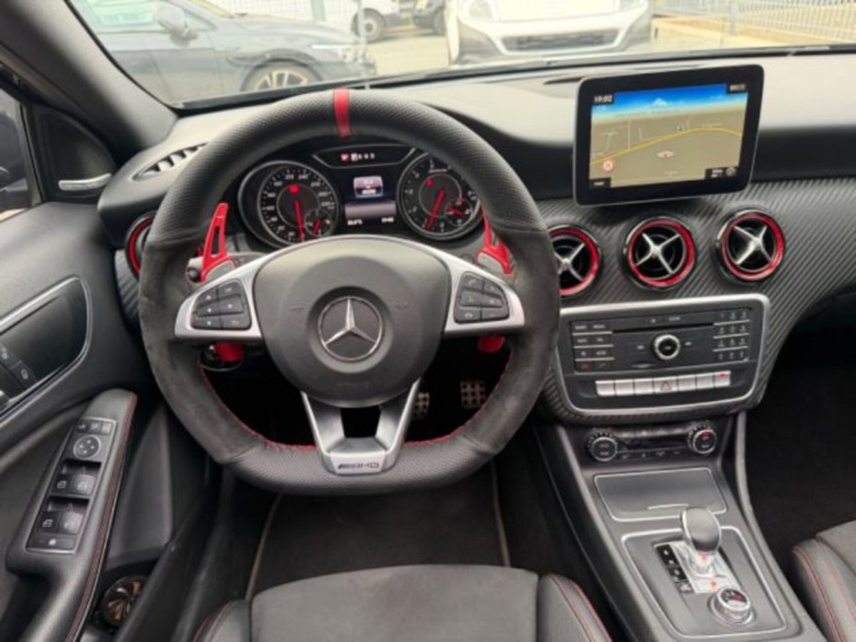 Mercedes-Benz Classe A 45 AMG 4Matic Automatic (13)