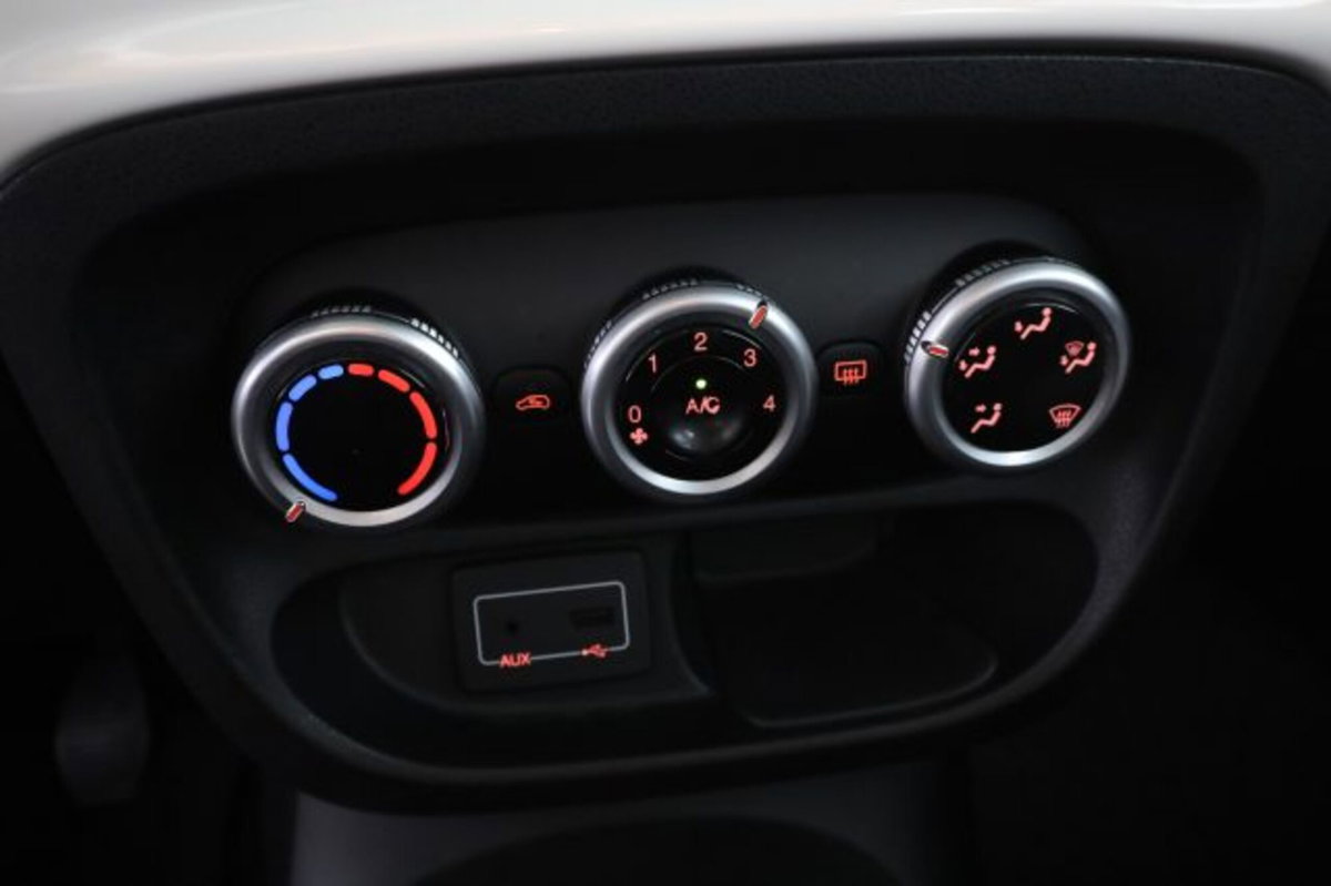 Fiat 500L 1.3 Multijet 95 CV Pop Star (9)