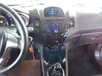 Ford Fiesta 1.5 TDCi 75CV 5 porte Titanium (15)
