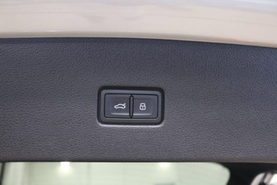 Audi Q8 Q8 55 TFSI quattro tiptronic Sport (19)