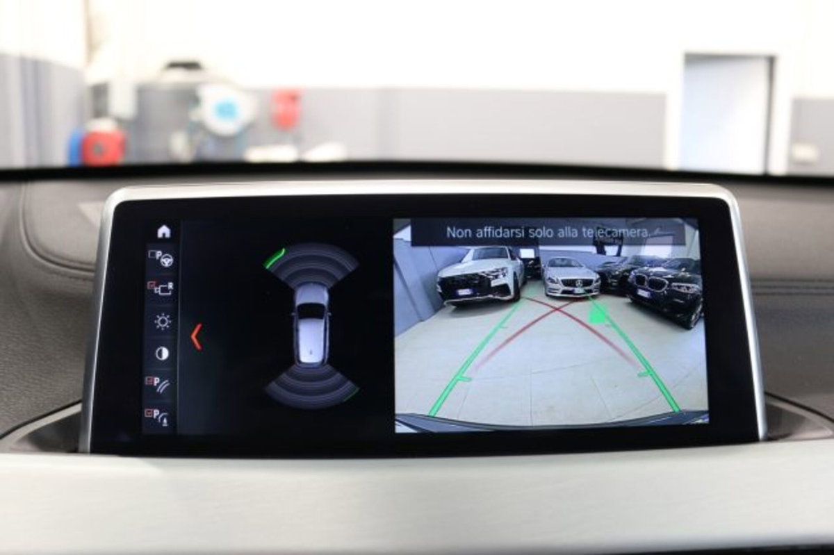 BMW X1 sDrive18d xLine Plus (13)