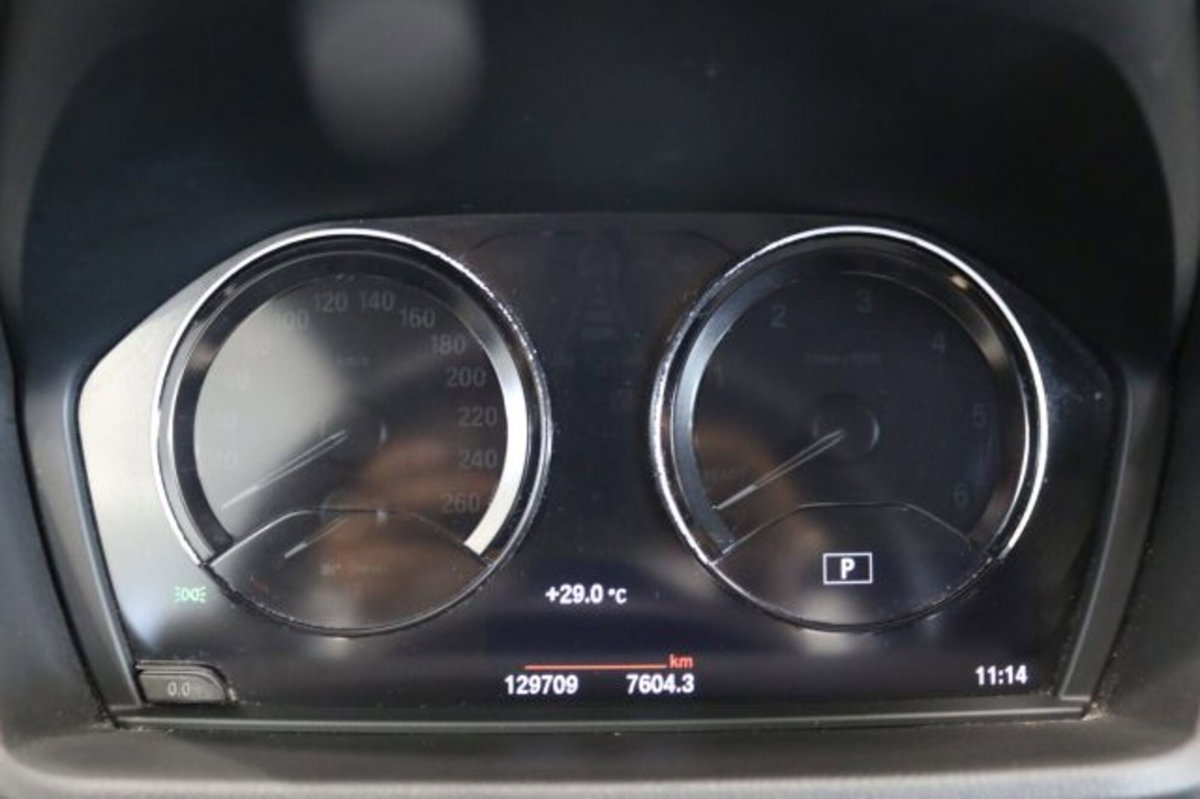 BMW X1 sDrive18d xLine Plus (14)