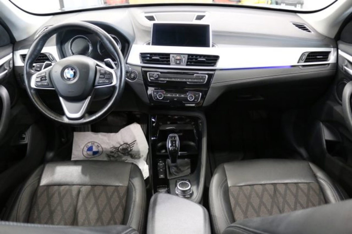 BMW X1 sDrive18d xLine Plus (9)